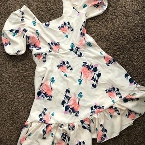 Adorable floral puff sleeve midi dress with twirly skirt Large